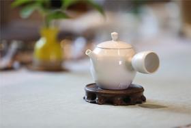 台湾名家 白郁民 纯手工壶（不加茶杯,口约5cm,高约6.5cm）知名陶艺家