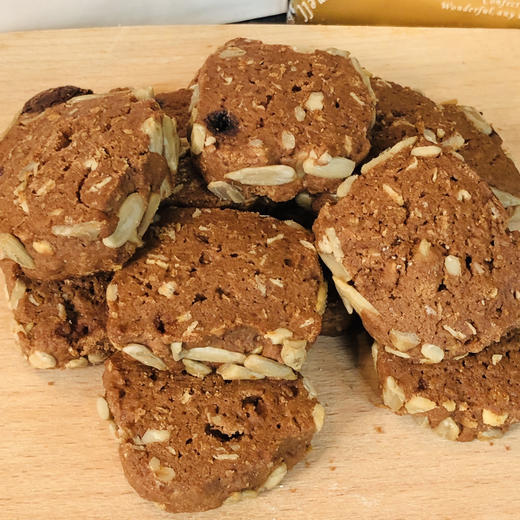 1546巧克力葵花籽曲奇 Sunflower seeds and Chocolate cookie 100g 商品图0