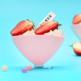 草莓慕斯杯
