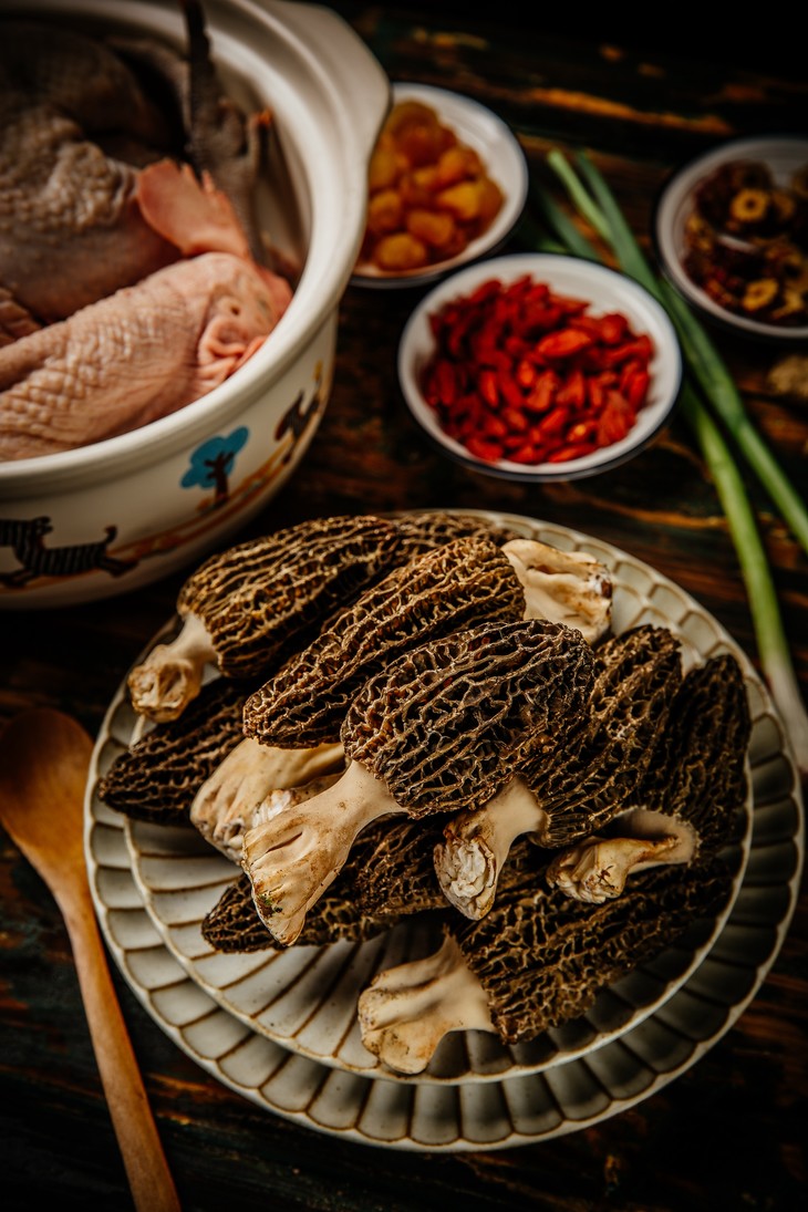 云南7cm新鲜羊肚菌 素中之荤 顺丰包邮