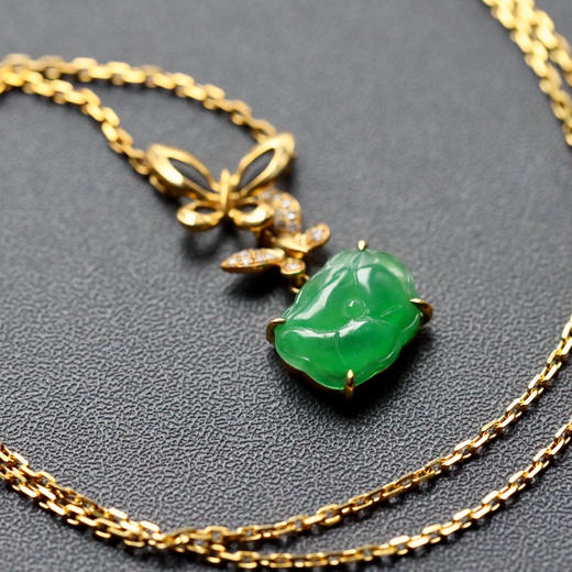 化蝶冰种阳绿和和美美翡翠锁骨链18k黄金镶嵌 商品图3