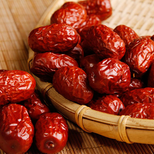 【塔玛庄园】吊树若羌红枣罐装120g 厂家直销 好吃不贵 商品图1