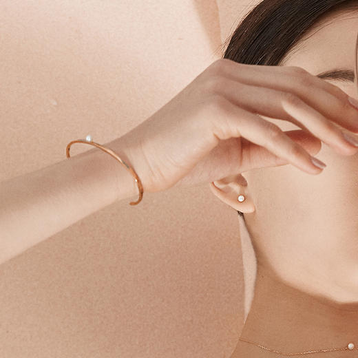 YIN「莹」暖金珍珠系列18K金AKOYA珍珠手镯 商品图3