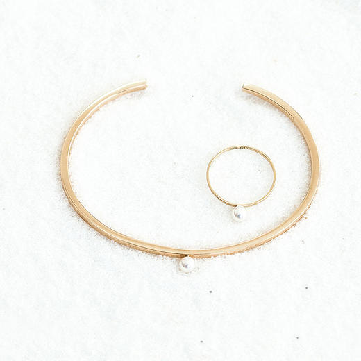 YIN「莹」暖金珍珠系列18K金AKOYA珍珠手镯 商品图2