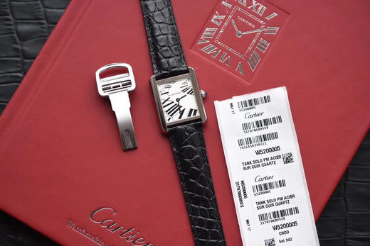 卡地亚 坦克系列 小号表盘31×24mm 精钢表壳 蓝宝石镜面 原配进口鳄鱼皮表带 商品图1