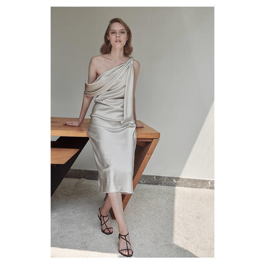 Viktoria Chan | Mira Silk Draped Dress  [真丝连衣裙] 商品图0