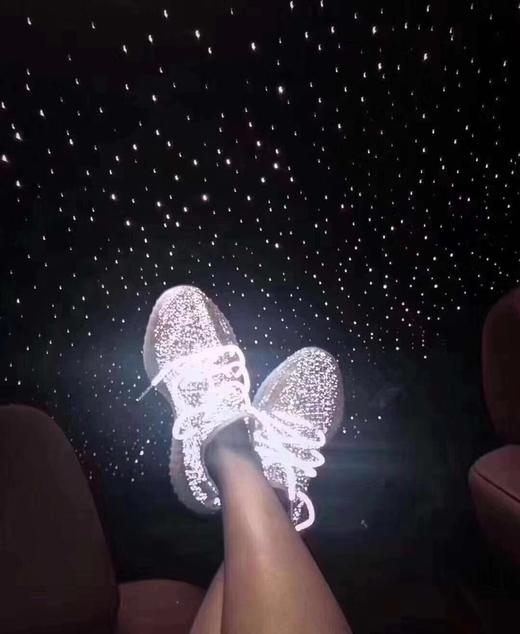 5折 情侣款 满天星Static椰子限定！ Y*EZY BOOST 350 V2全球限-量反光版  QZ006 商品图9