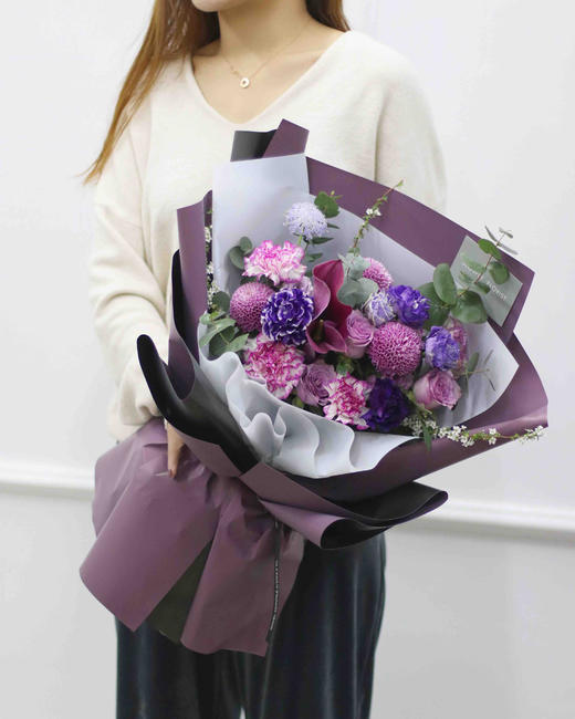 紫色优雅康乃馨花束 Slowly Florist