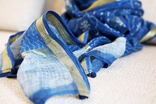 她乡悦品-金边丝绵印花围巾（3款）Gold Edge Silk Cotton Print Scarf 商品图7