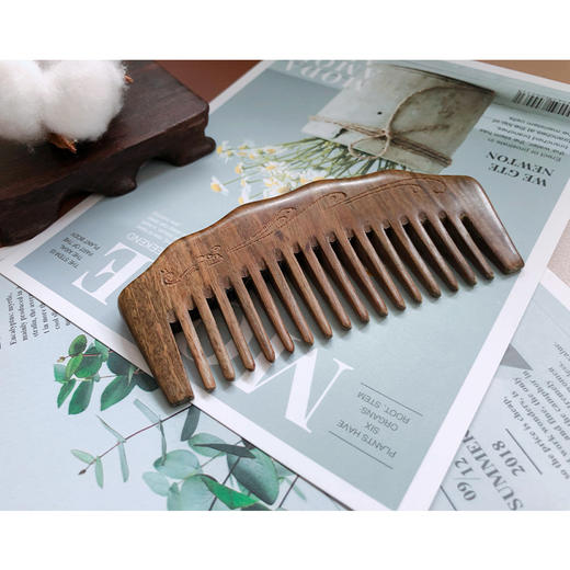 正宗绿檀木梳 印尼 防静电 滴精油 会吐丝  推荐 必入款 商品图3