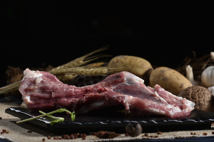 特惠特级黑珍猪扇骨500g养殖时间长肉质结实风味好