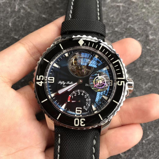 宝珀 BlANCPAIN 五十噚系列5025-1530-52真陀飞轮男士腕表 商品图0