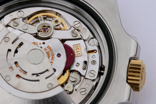 N劳力士间金黑水鬼v7 ，潜航者SUB型116613-LB-97203黑盘，克隆原版3135自动机械机芯,40毫直径，镀18k黄金/精钢，整个手表基于正品original原版开模的super copy 商品图11