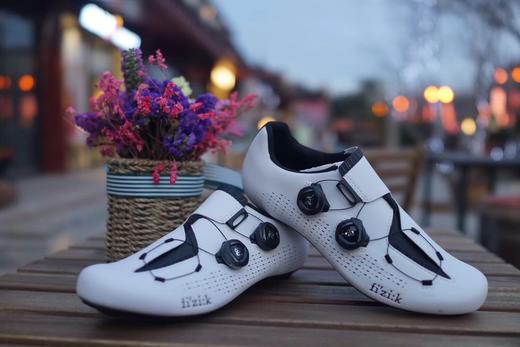 宽版意大利进口fizik飞贼碳纤维骑行锁鞋正品行货