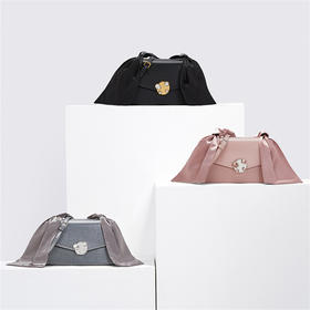 【授权产品】Charles&Keith-2019新年限定单肩包沙丁布肩带饰女翻盖斜挎包