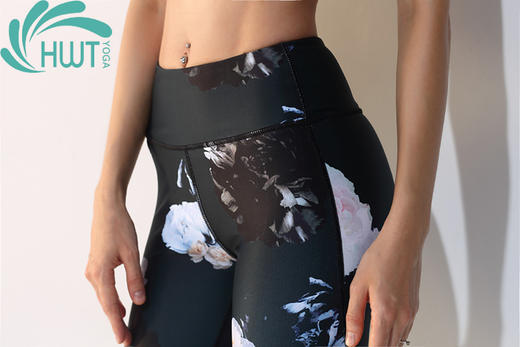 【买一赠一】华威特   贵族玫瑰瑜伽九分裤 商品图4