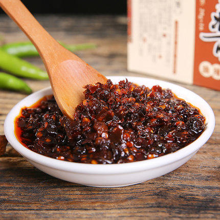 苗姑娘 精制油辣椒+肉末油辣椒+肉丝泡椒+香菇油辣椒 20*16袋4盒装 商品图3