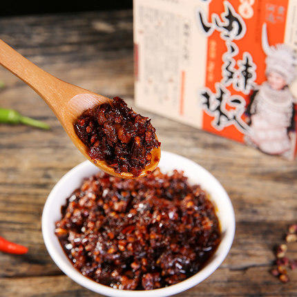 苗姑娘 精制油辣椒+肉末油辣椒+肉丝泡椒+香菇油辣椒 20*16袋4盒装 商品图1