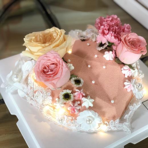 8寸心形慕斯 实物超好看（提起2天预定） 商品图0