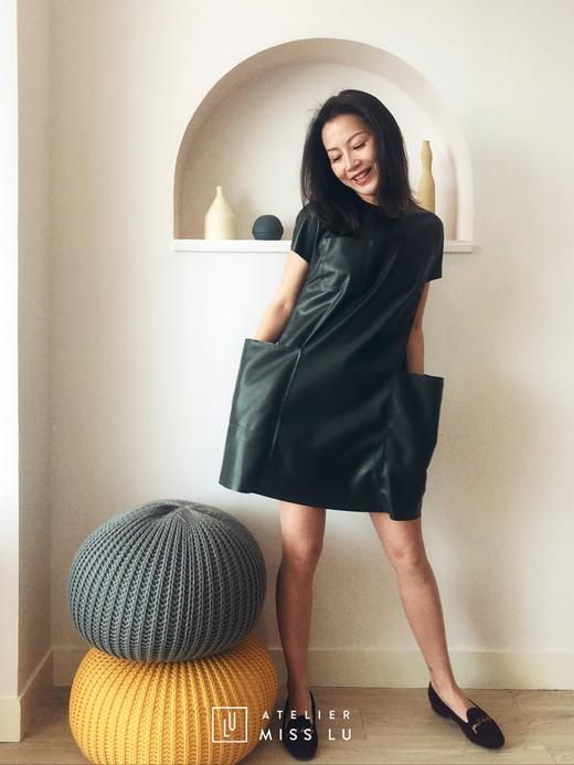 AtelierMissLu / Behati-墨绿大口袋拼接仿皮连身裙 商品图0