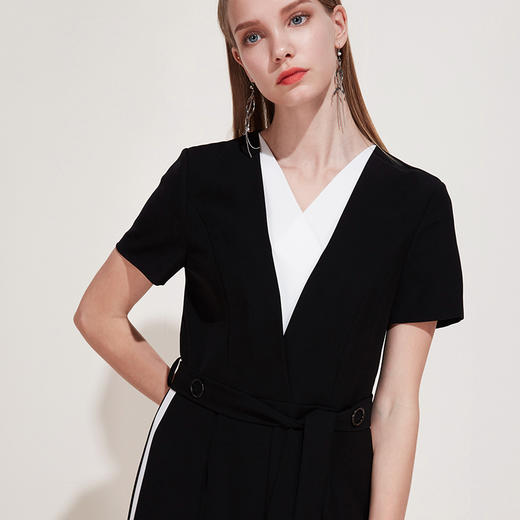 EITIE爱特爱春夏季女装连衣裤假两件V领高挑阔腿连体裤5907623 商品图1