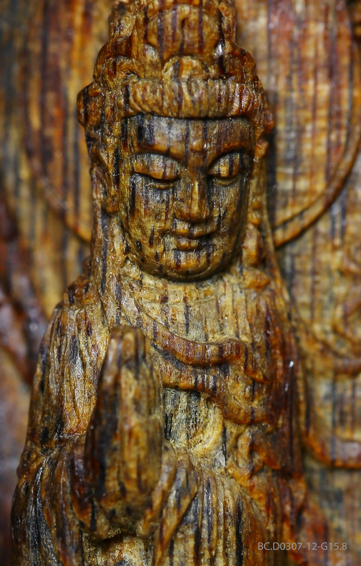 bcd030712g158香至尊白奇楠沉水观音1181g