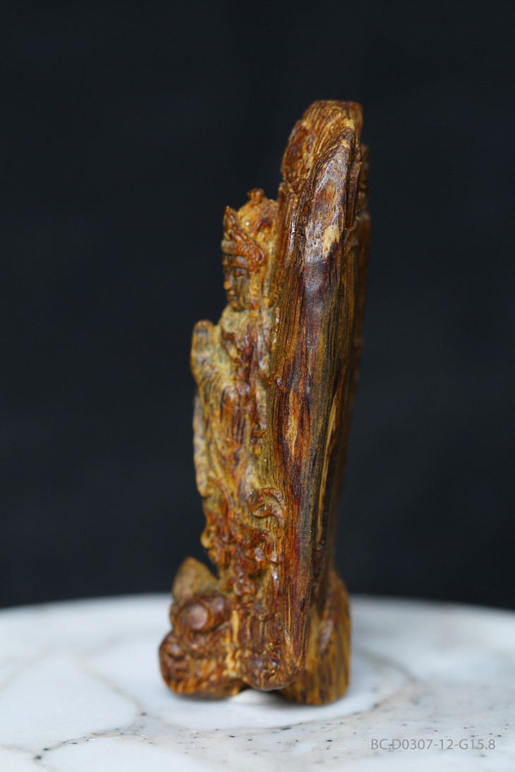 bcd030712g158香至尊白奇楠沉水观音1181g