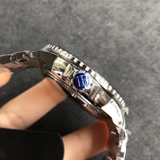 ZF宝珀五十寻系列 典藏精品【雄浑宽厚，大家风范】超级夜光，宽厚的表壳设计，优雅的蓝宝石表圈，成就潜水鼻祖。 商品图3