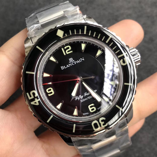 ZF宝珀五十寻系列 典藏精品【雄浑宽厚，大家风范】超级夜光，宽厚的表壳设计，优雅的蓝宝石表圈，成就潜水鼻祖。 商品图1