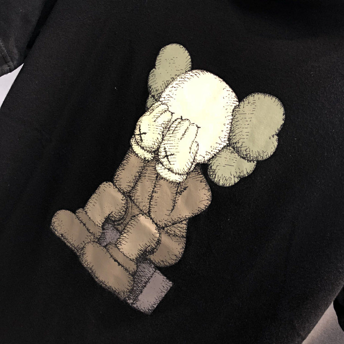 kaws捂脸限量t恤kawsx优衣库uniqlokaws联名捂脸短袖t恤邓伦同款