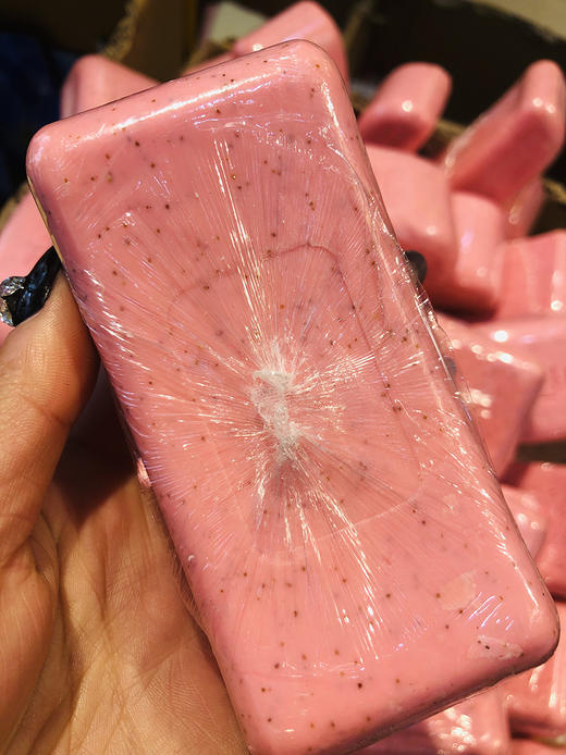 【去灰皂】火山泥去灰皂   洗澡香皂搓澡洗手沐浴去泥大块肥皂 颜色随机发 商品图2