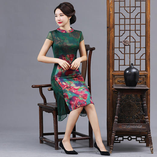 复古唐装真丝珍珠缎旗袍(货号 by05)