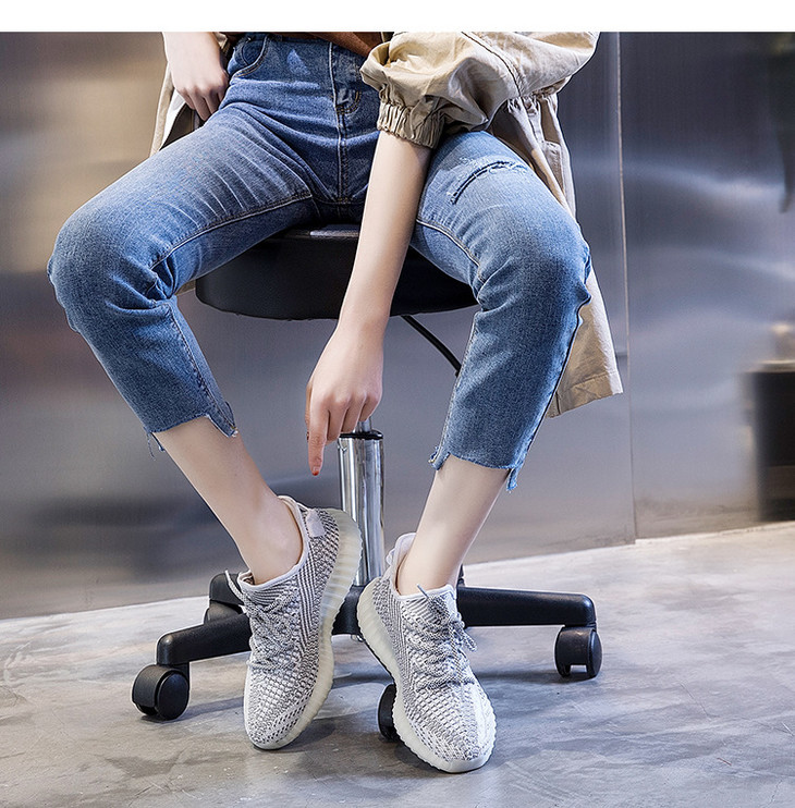 2019新款满天星椰子鞋原价599元包邮代发