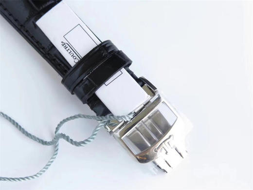 ZF积家超薄大师1238420腕表优雅登场。极致简约，成就经典，干净素雅，商务首选。 商品图7