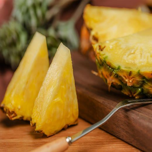 品城记甄选徐闻金钻凤梨自然成熟甜度高无需浸泡切块即食眼浅易削约5
