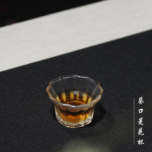 小花杯-琉璃杯-小巧自然 清新花型 温润轻透花杯 商品图8