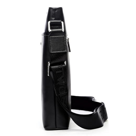 七匹狼男包单肩包男士斜挎包竖款韩版背包休闲小牛皮商务包 英伦风时尚包纯皮背包 黑色 小号1A3464051-01 商品图2