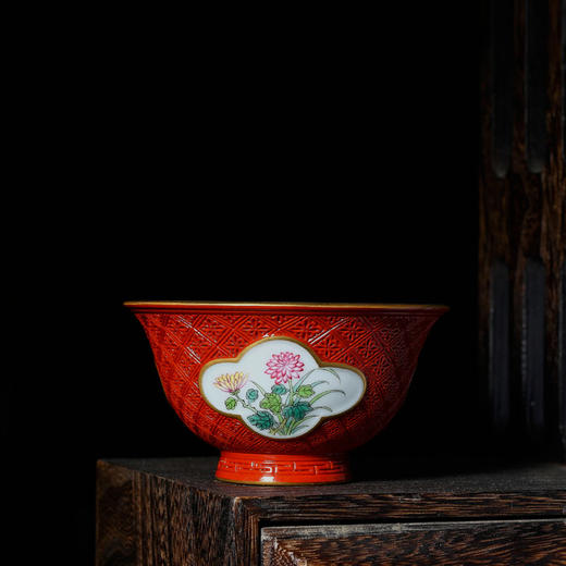 宝瓷林 | 漆红雕刻 · 粉彩开窗四君子杯  纯手工主人杯 商品图1