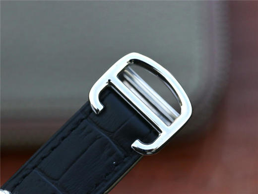 V6卡地亚蓝气球男士机械表，装载1847自动机械机芯，鱼眼状蓝宝石镜面，42mm直径，意大利牛皮 商品图7