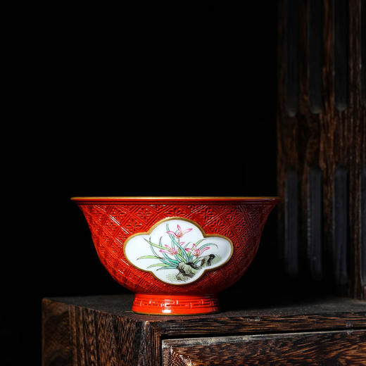 宝瓷林 | 漆红雕刻 · 粉彩开窗四君子杯  纯手工主人杯 商品图2