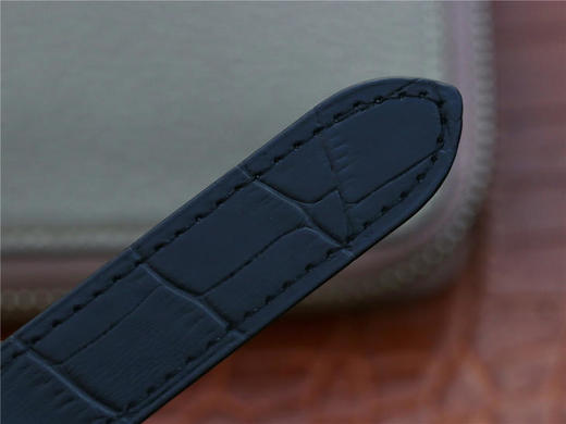 V6卡地亚蓝气球男士机械表，装载1847自动机械机芯，鱼眼状蓝宝石镜面，42mm直径，意大利牛皮 商品图8