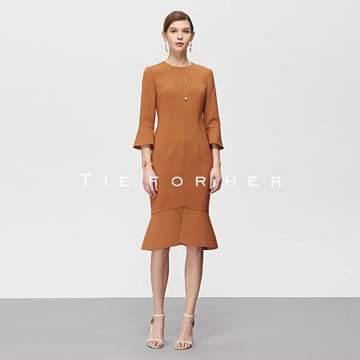 19SSDU152甜橘色鱼尾连衣裙 商品图0