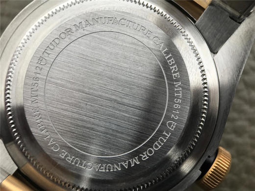 ZF帝舵启承系列79733N，原装开模，99％还原正品，41毫米直径，2836瑞士机械自动机芯，表壳材质：不锈钢和镀金，磨光，磨砂；单向旋转 商品图10