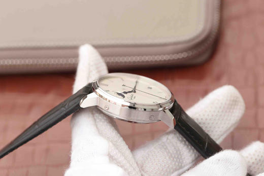 F格拉苏蒂原创议员大日历月相腕表100-04-32-12-04 。直径40mmx厚11mm。男士手表，皮表带，自动机械机芯，透底 商品图9