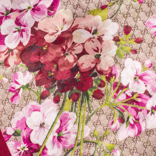 gucci双g天竺葵大方巾货号125167