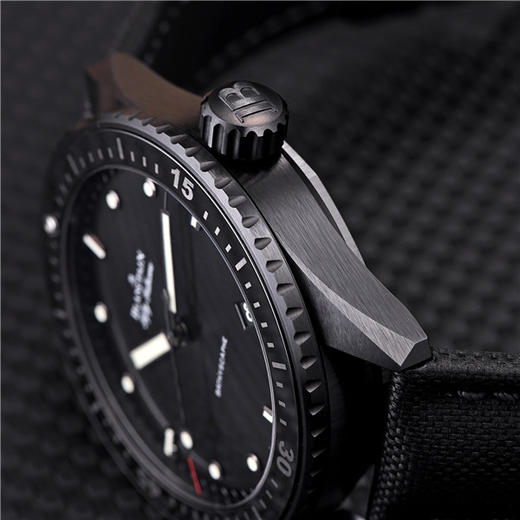 宝珀 Blancpain 五十噚系列男士自动机械腕表 5000-0130-B52A 商品图5