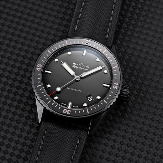 宝珀 Blancpain 五十噚系列男士自动机械腕表 5000-0130-B52A 商品图7