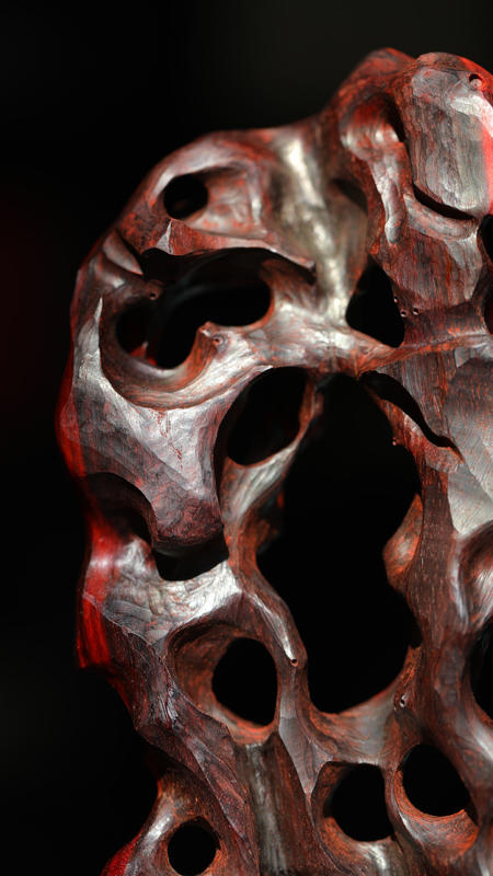 小叶紫檀镂空雕刻太湖石摆件120