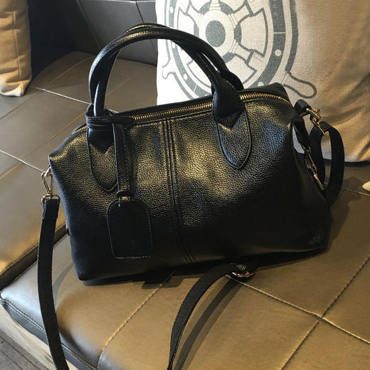 欧美时尚品牌波士顿枕头包货号b3063