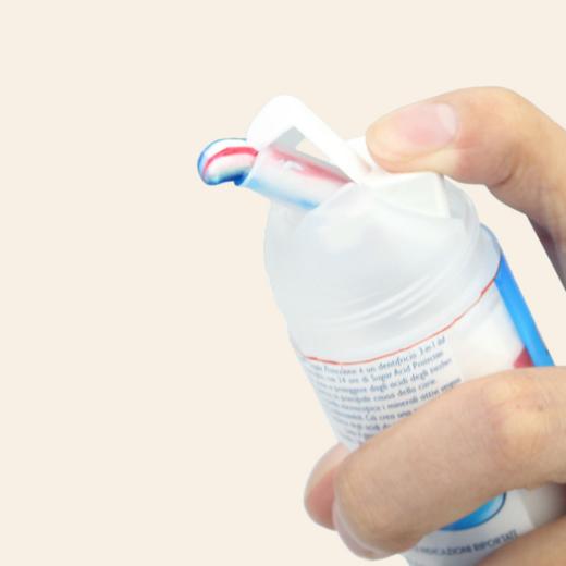 【3支装】一般贸易进口意大利原装Aquafresh按压式三色美白牙膏100ml*3支 专治黄牙黑牙牙龈出血除口臭清新口气 商品图4